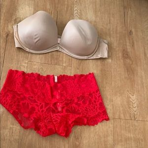 Bra and boy short underwear